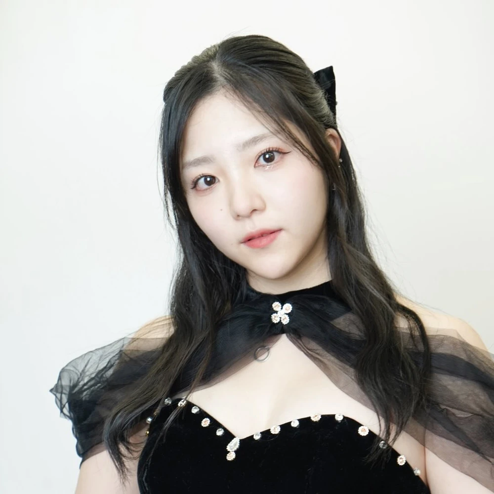 Ichioka Reina