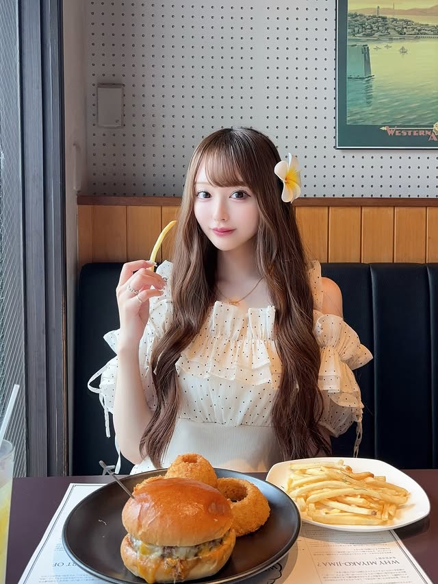 Yamada Akari